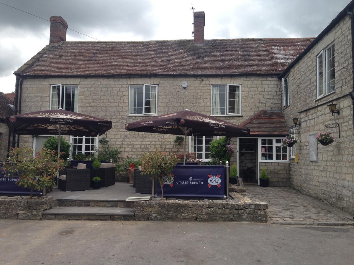 Mildmay Arms Queen Camel ภายนอก รูปภาพ